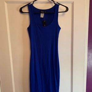 Short blue sleeveless bodycon dress.